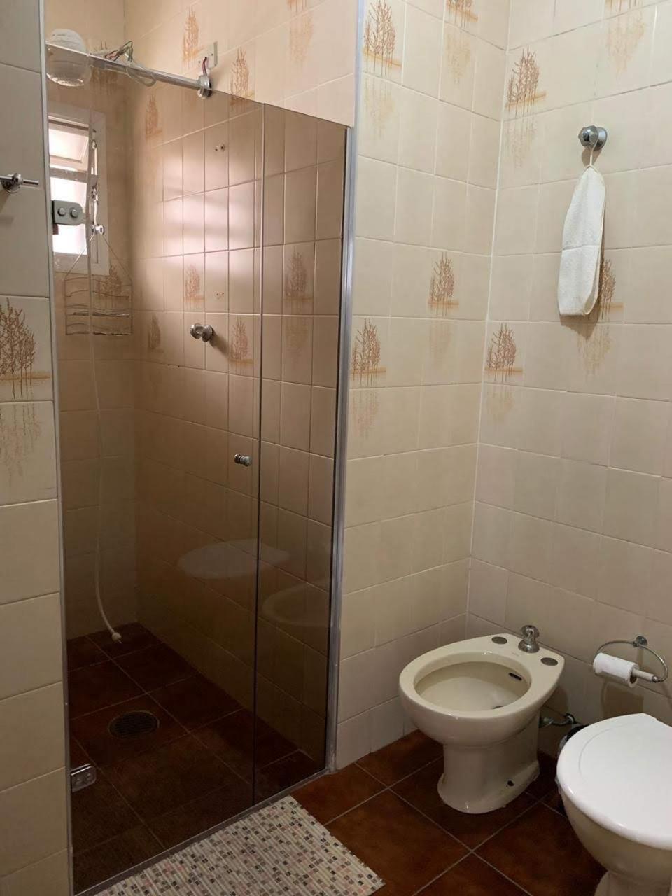 4 Suites, Ar Cond Tv, Internet, Piscina,150 Mts Praia! Aceitamos Pet! Guarujá Zewnętrze zdjęcie